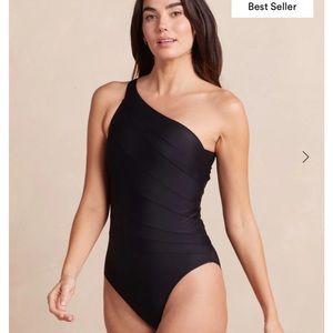 Summersalt NWT Sidestroke one-piece Black
